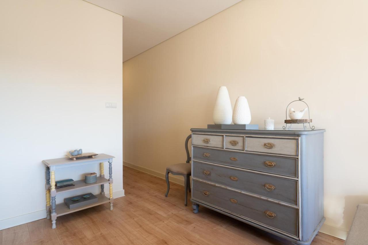דירות וילה נובה דה גאיה Gaya Avenue Flats - Elegant Contemporary Flats With Balcony מראה חיצוני תמונה